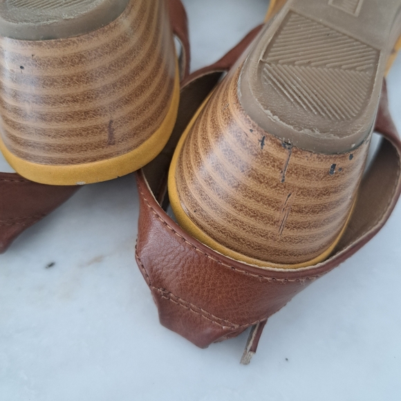 whitemt. Womens Flats Sz 8 Mustard - Picture 6 of 8